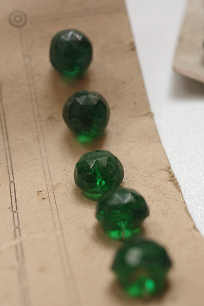 アンティークボタン　boutons antique lots3　グリーン２種