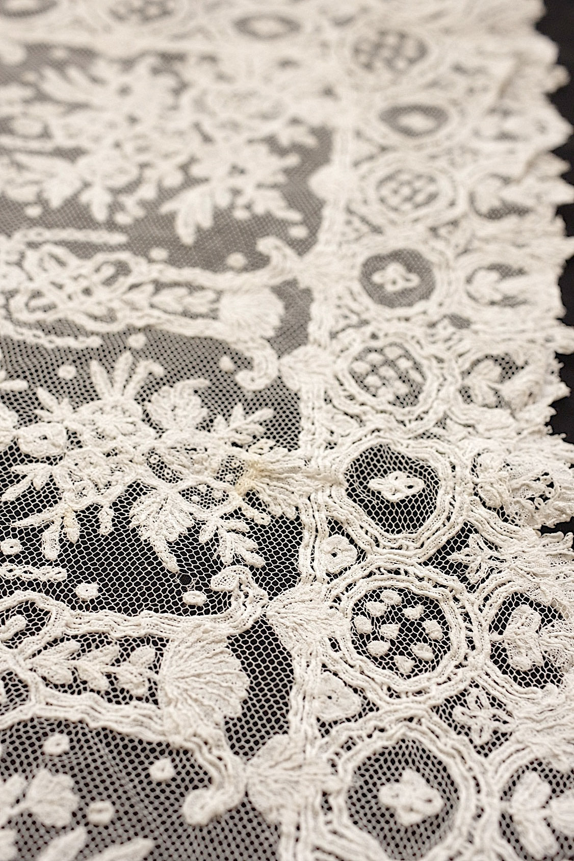 アンティークレース　dentelle ancinne ハンカチ