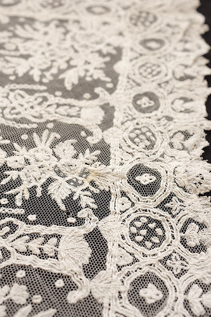 アンティークレース　dentelle ancinne ハンカチ