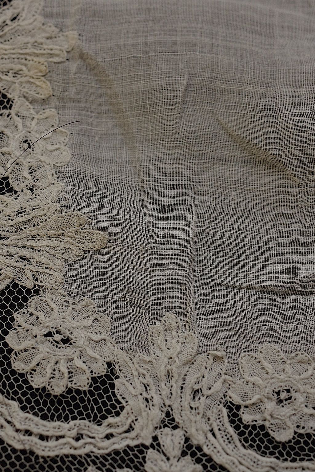 Mouchoir ancien en dentelle dentelle ancinne