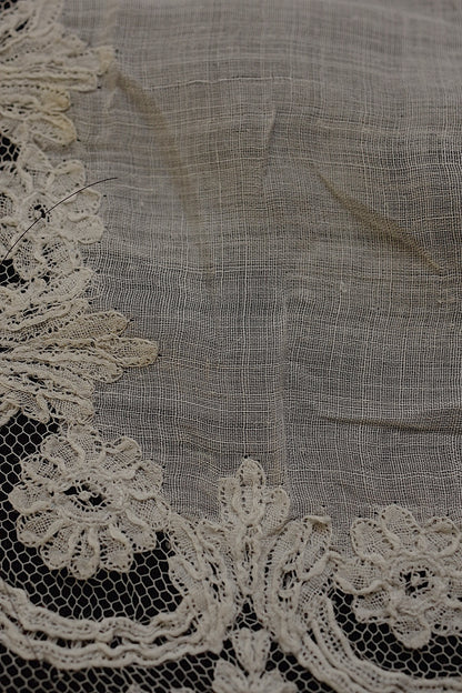 アンティークレース　dentelle ancinne ハンカチ
