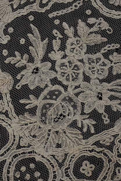 アンティークレース　dentelle ancinne ハンカチ