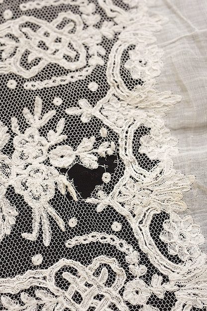 アンティークレース　dentelle ancinne ハンカチ