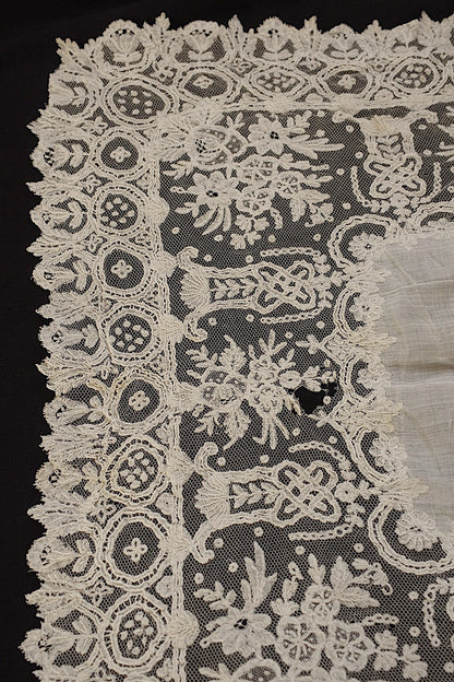 アンティークレース　dentelle ancinne ハンカチ