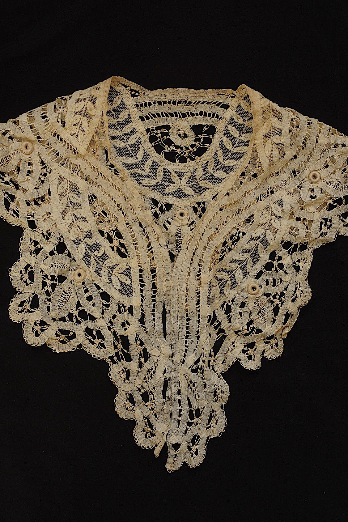 アンティークレース　dentelle ancinne 襟