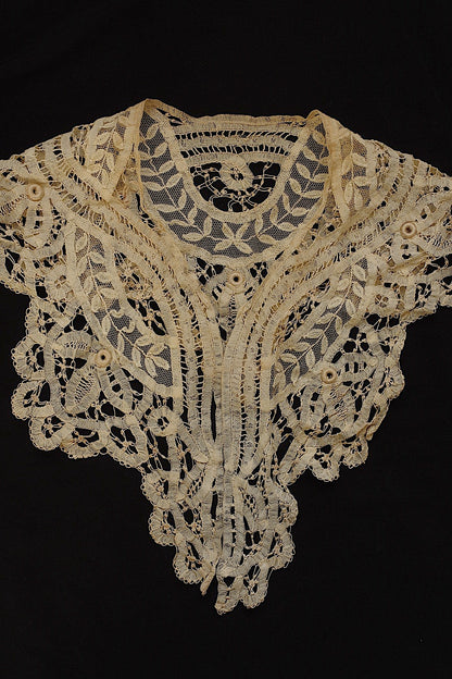 アンティークレース　dentelle ancinne 襟