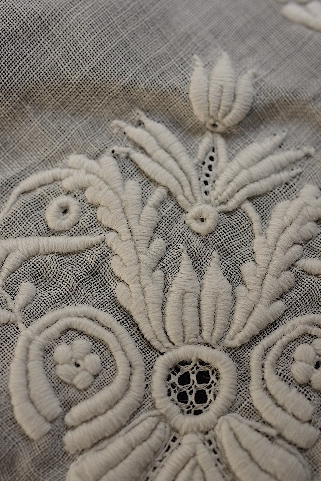 アンティークレース　dentelle ancinne 刺繍ハンカチ素材用