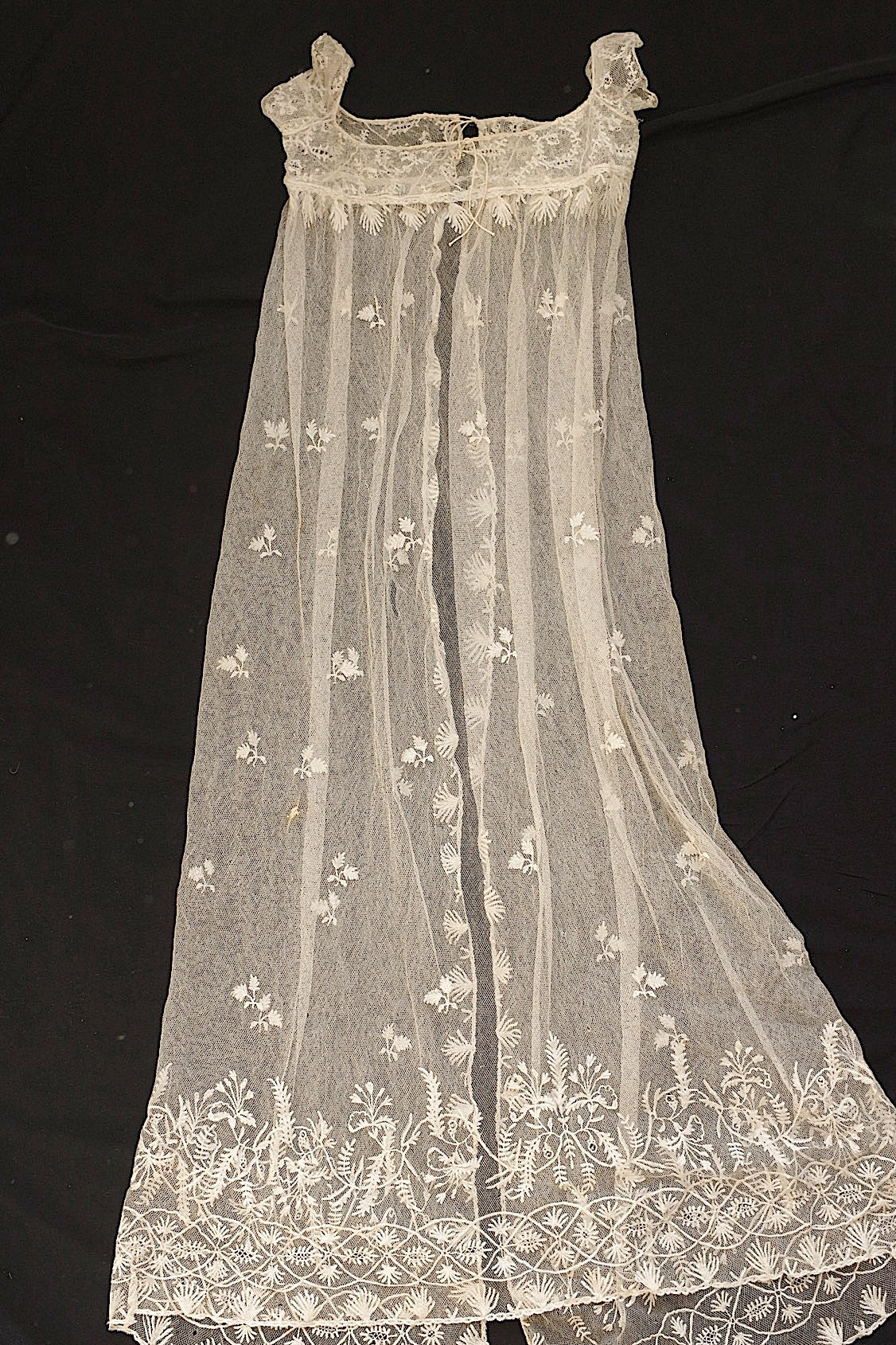 アンティークレース　dentelle ancinne bebe用ドレス