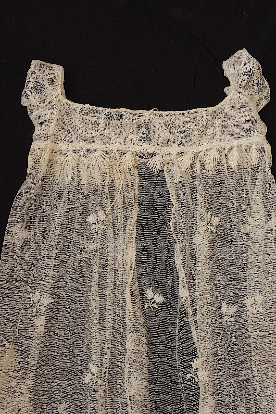 アンティークレース　dentelle ancinne bebe用ドレス