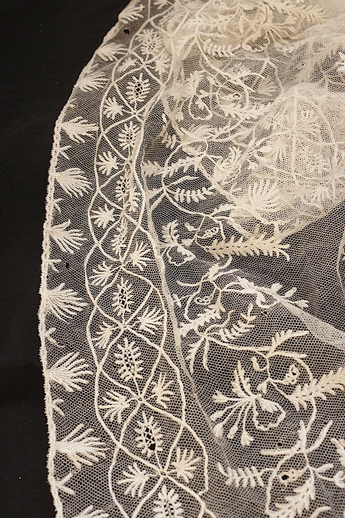 アンティークレース　dentelle ancinne bebe用ドレス