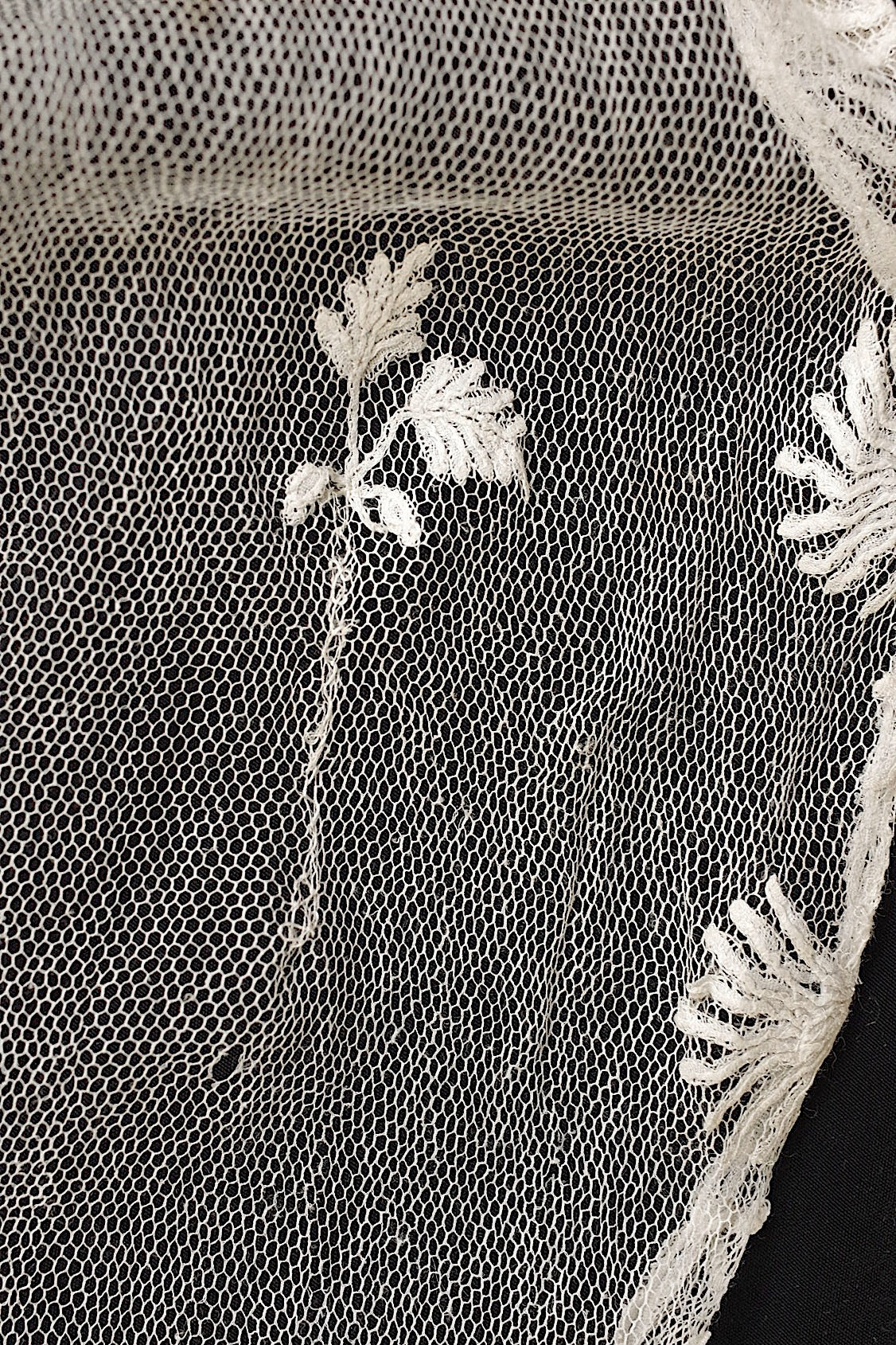 アンティークレース　dentelle ancinne bebe用ドレス