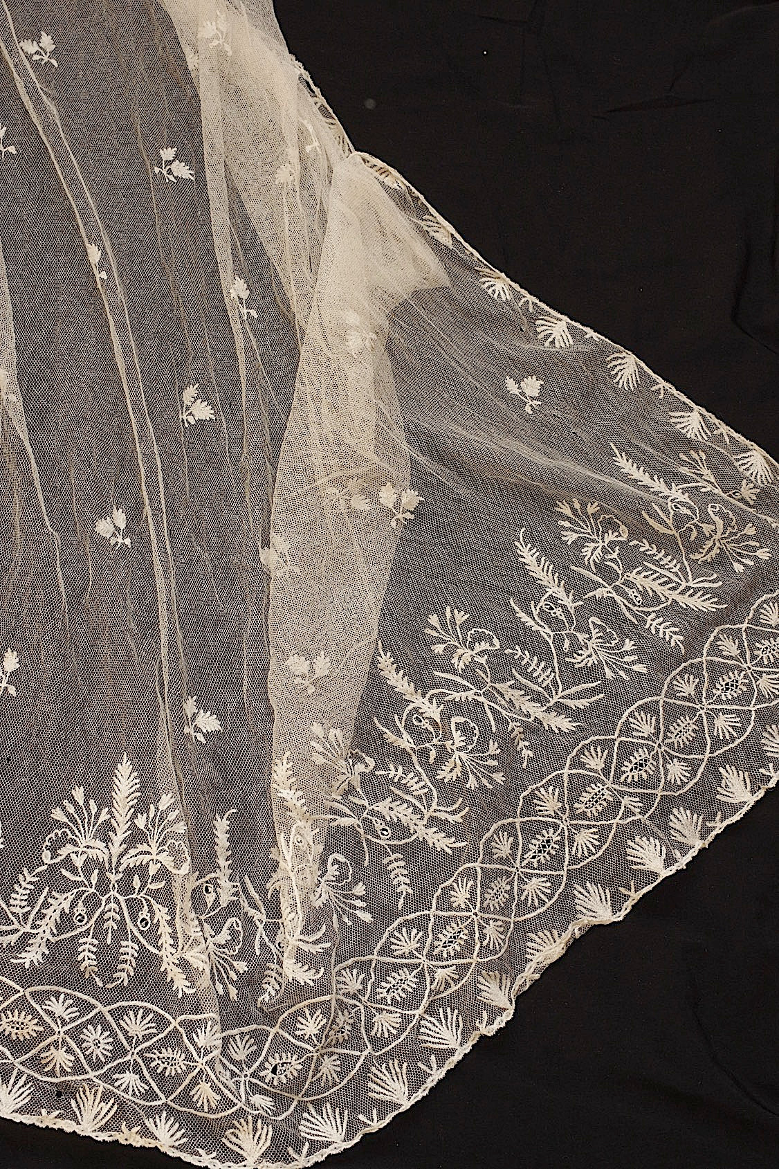 アンティークレース　dentelle ancinne bebe用ドレス