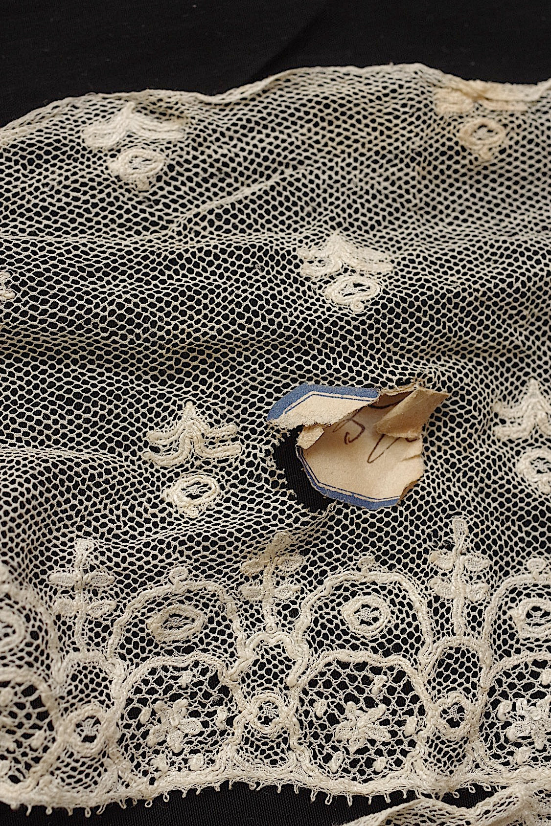 アンティークレース　dentelle ancinne　３種