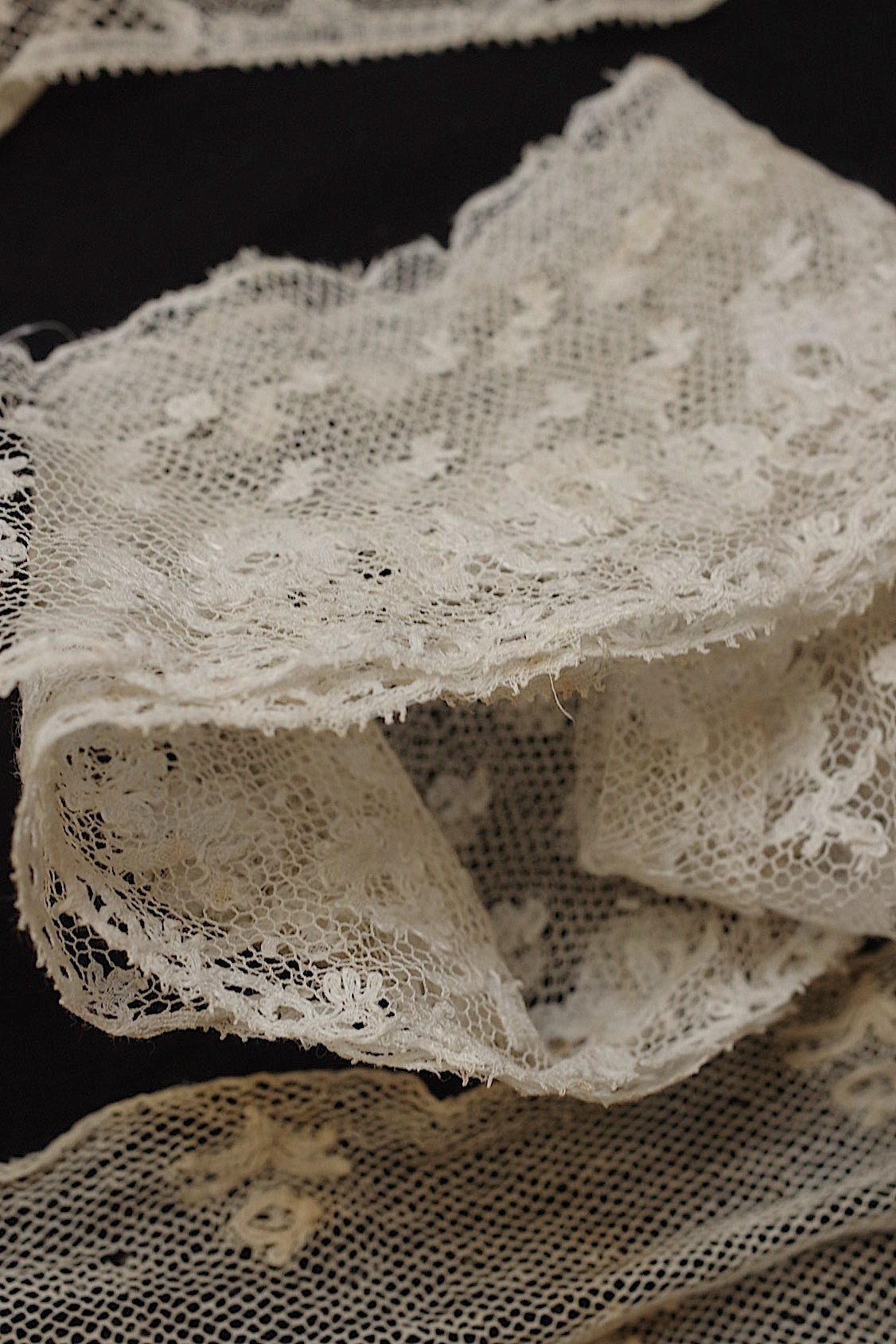 アンティークレース　dentelle ancinne　３種