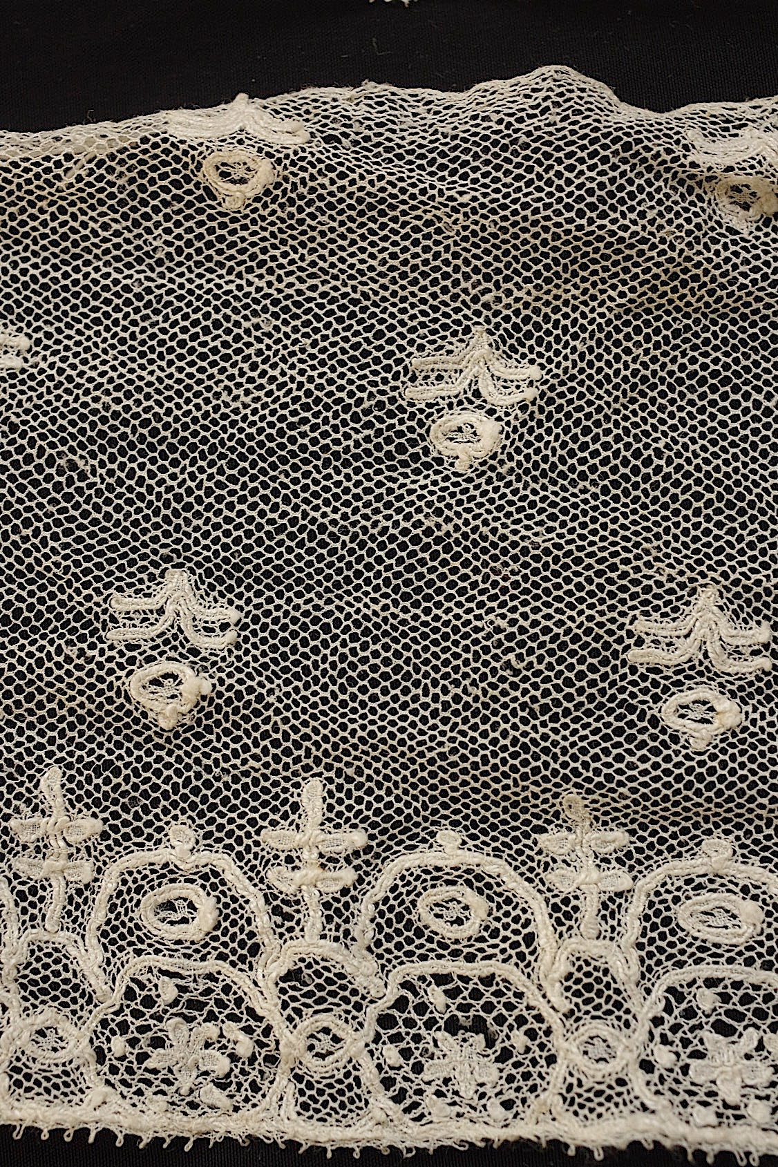 アンティークレース　dentelle ancinne　３種