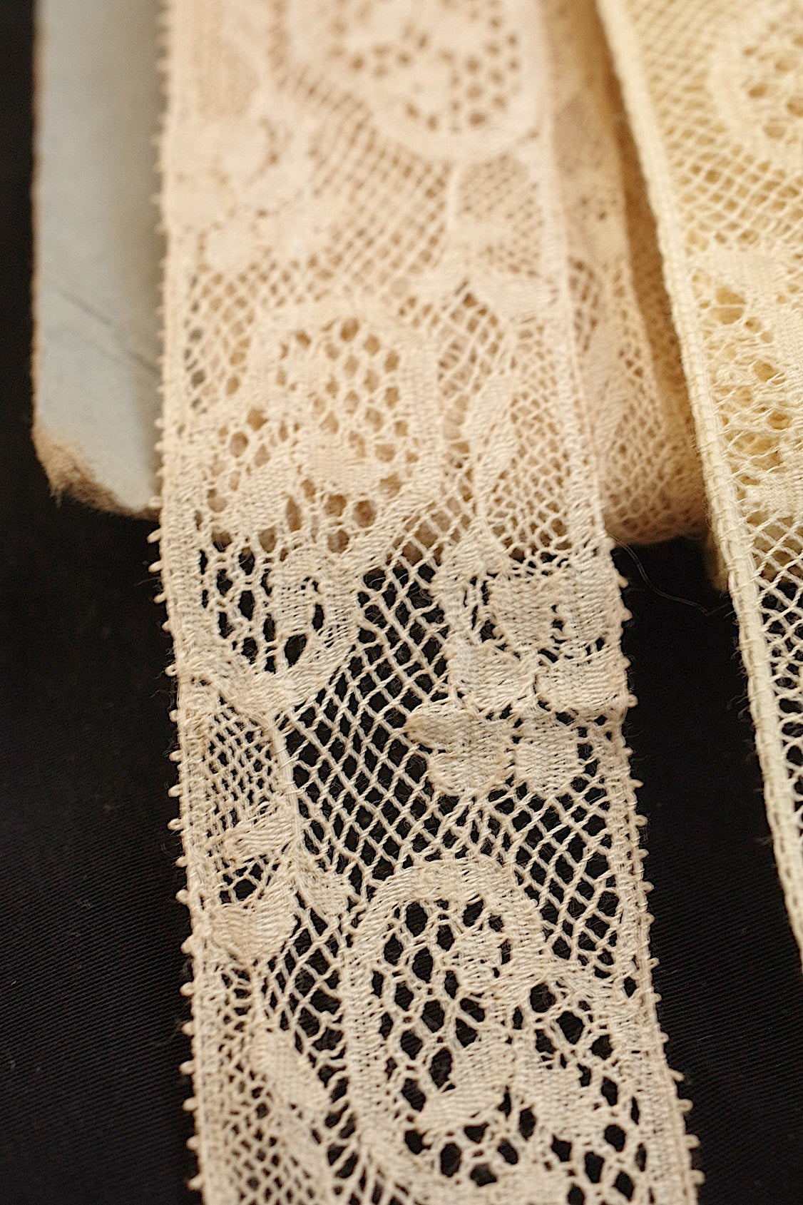 アンティークレース　dentelle ancinne　３種