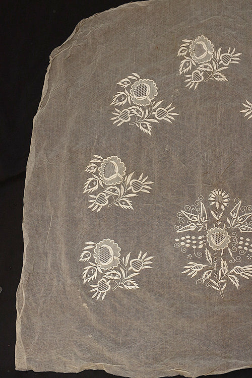 アンティークレース　dentelle ancinne　刺繍ハギレ