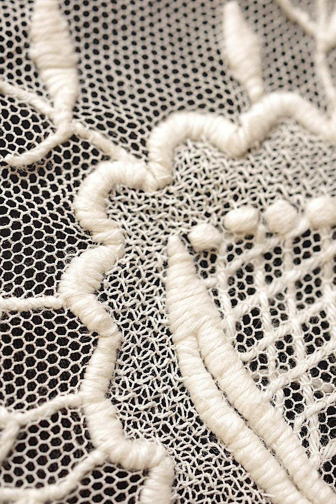 アンティークレース　dentelle ancinne　刺繍ハギレ