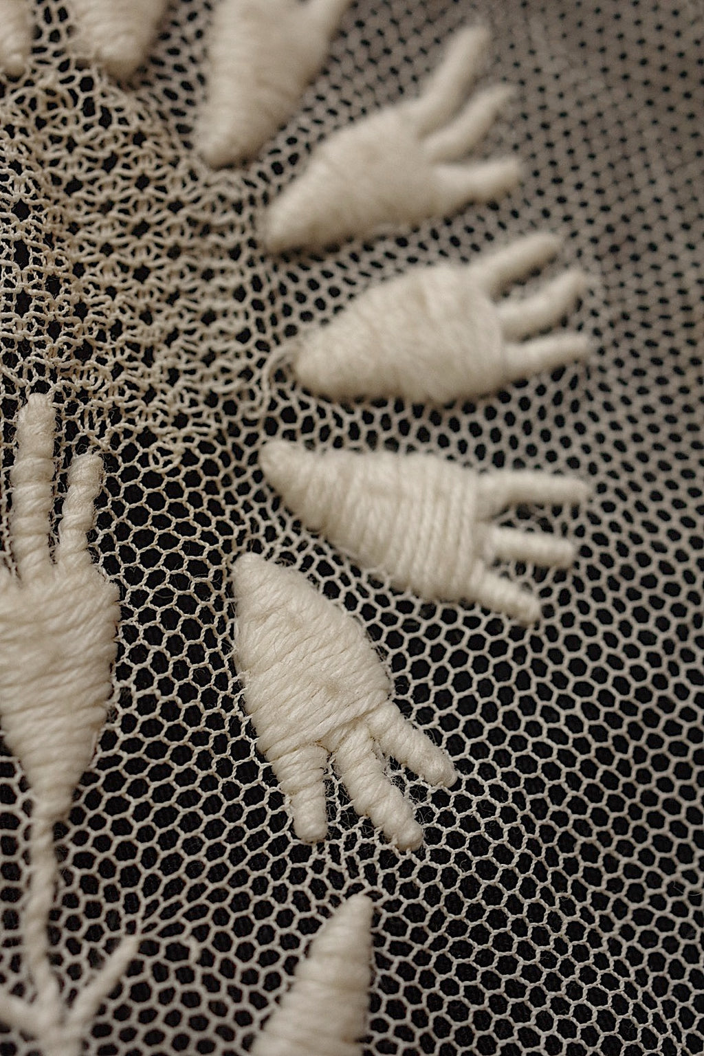 アンティークレース　dentelle ancinne　刺繍ハギレ