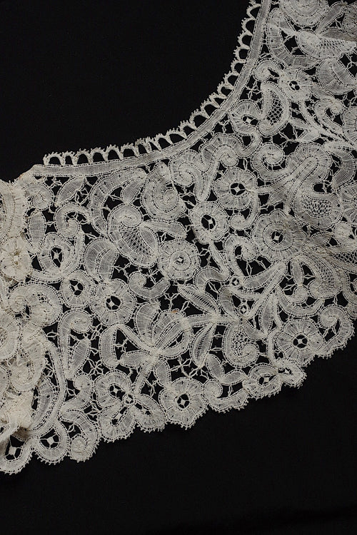 アンティークレース　dentelle ancinne　デュシェス2