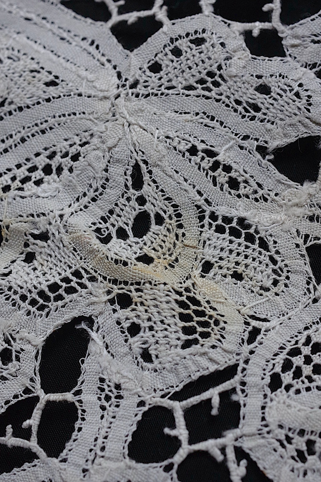 アンティークレース　dentelle ancinne　nappe