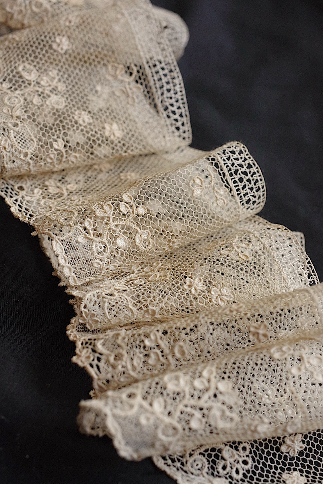 アンティークレース　dentelle ancinne　アランソン444cm