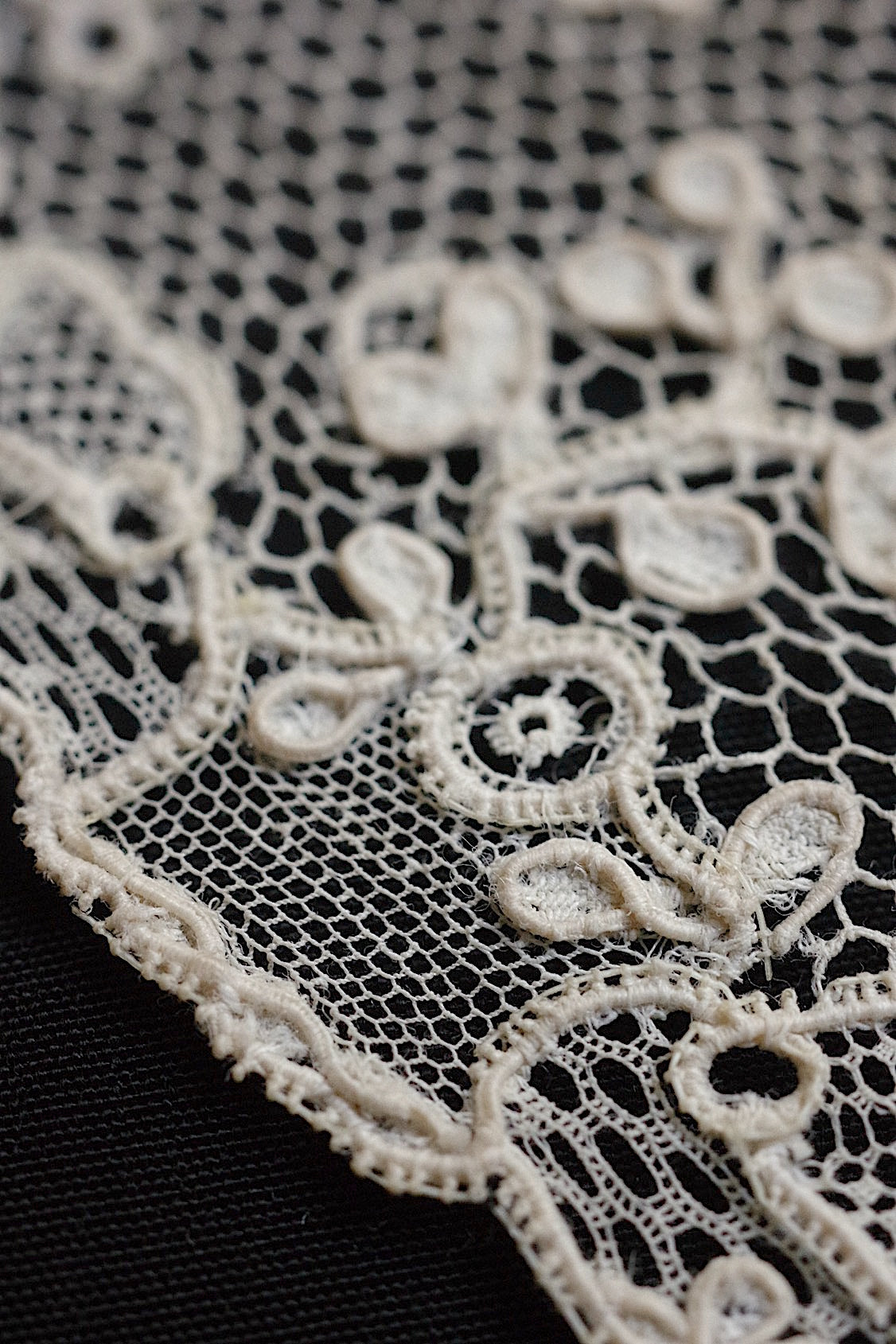 アンティークレース　dentelle ancinne　アランソン444cm