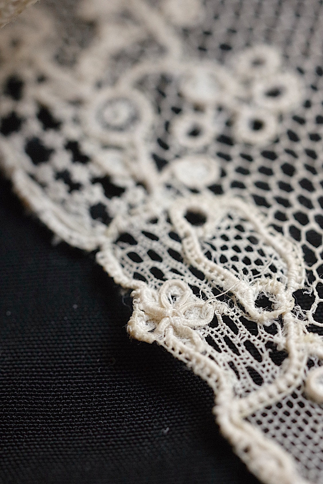 アンティークレース　dentelle ancinne　アランソン444cm