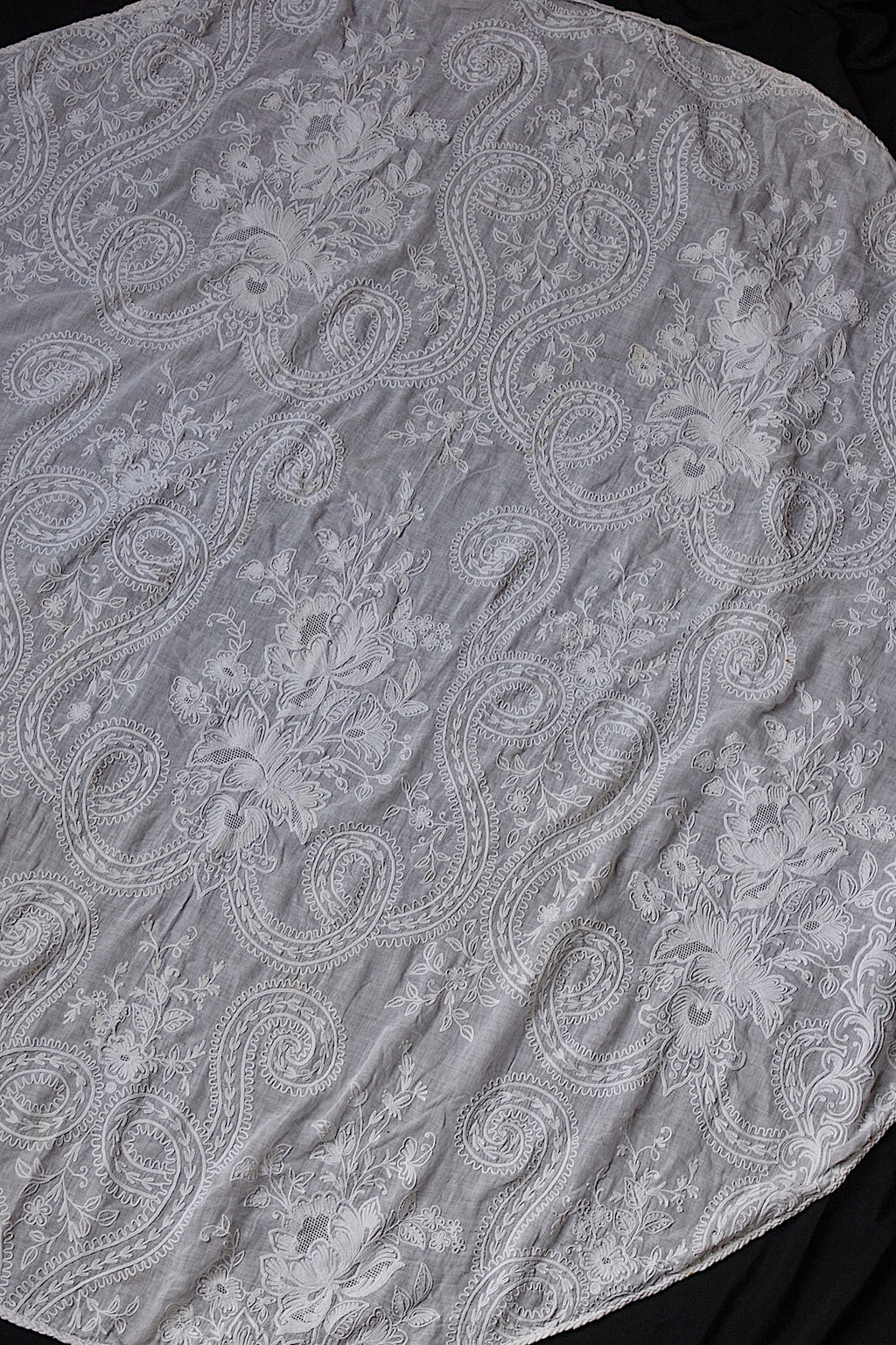 アンティークレース　linge de maison antique nappe 刺繍クロス