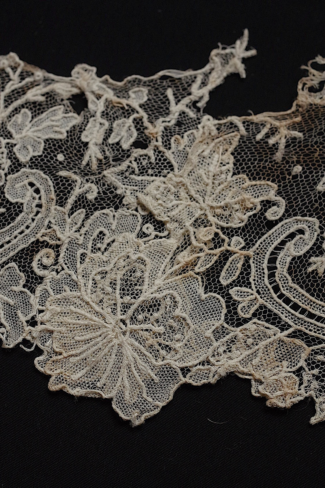 アンティークレース　dentelle ancinne　ブリュクセル