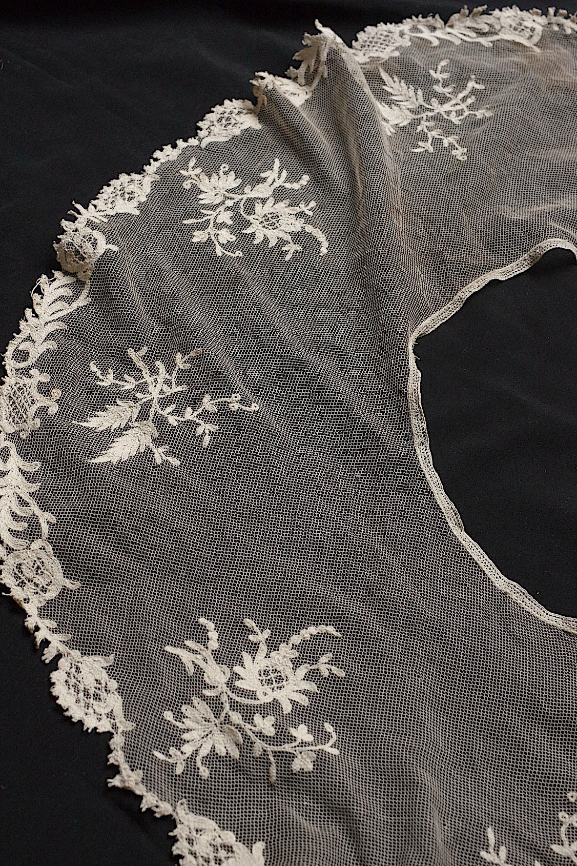 アンティークレース　dentelle ancinne　チュール襟