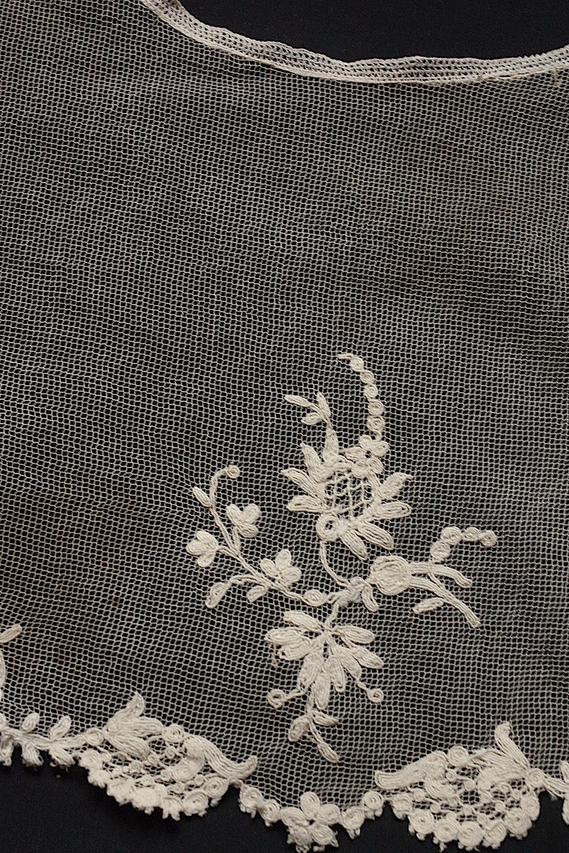 アンティークレース　dentelle ancinne　チュール襟