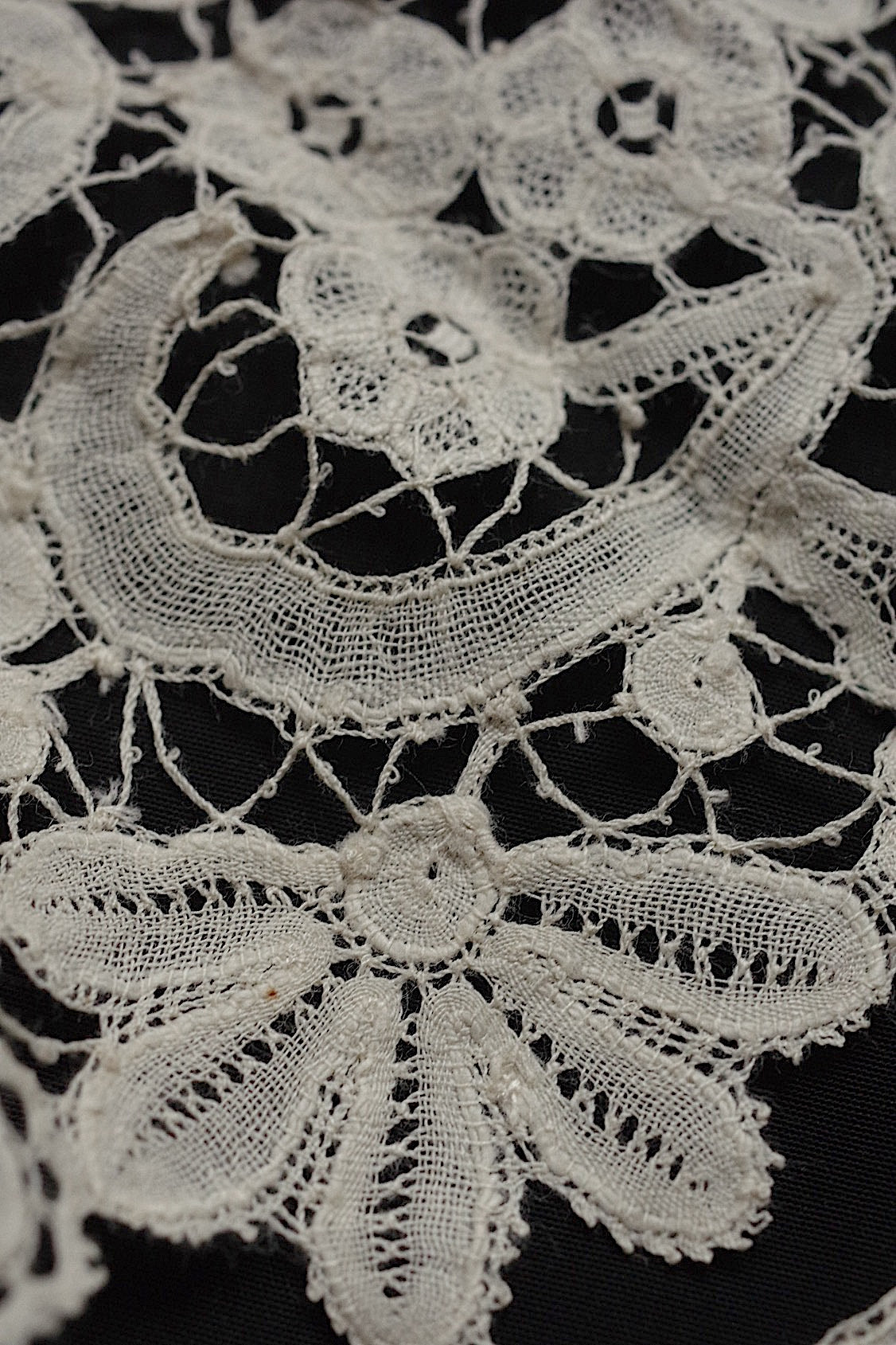 アンティークレース　dentelle ancinne　ホニトン　230cm