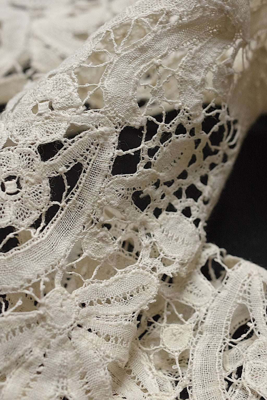 アンティークレース　dentelle ancinne　ホニトン　230cm