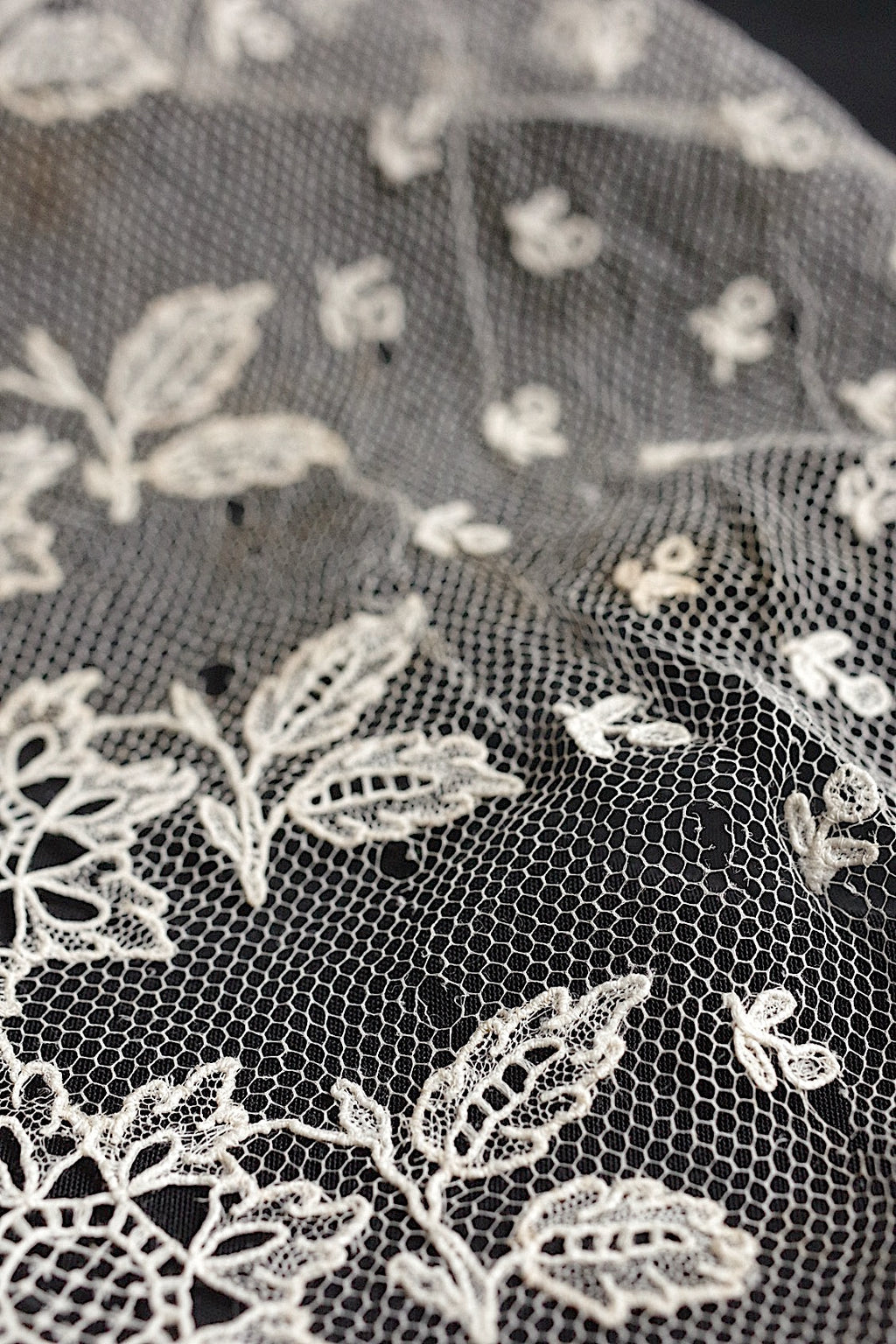 アンティークレース　dentelle ancinne　アプリカッションアングレテール