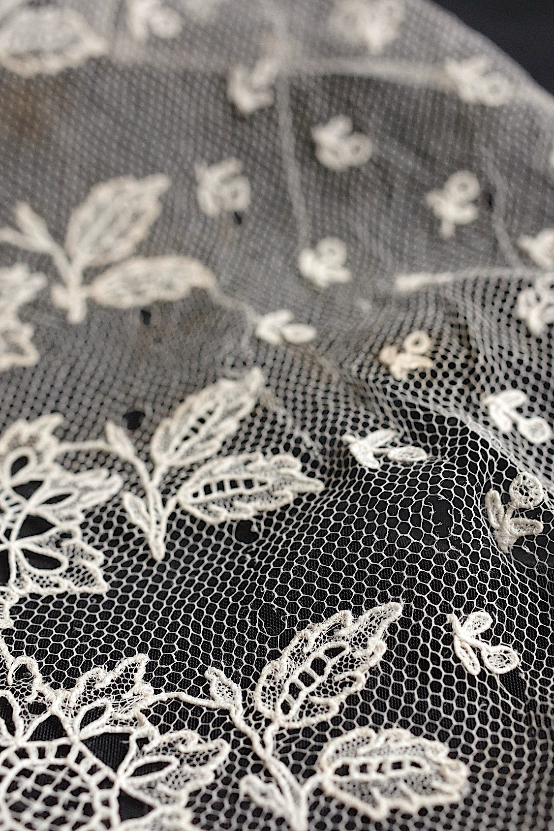 アンティークレース　dentelle ancinne　アプリカッションアングレテール