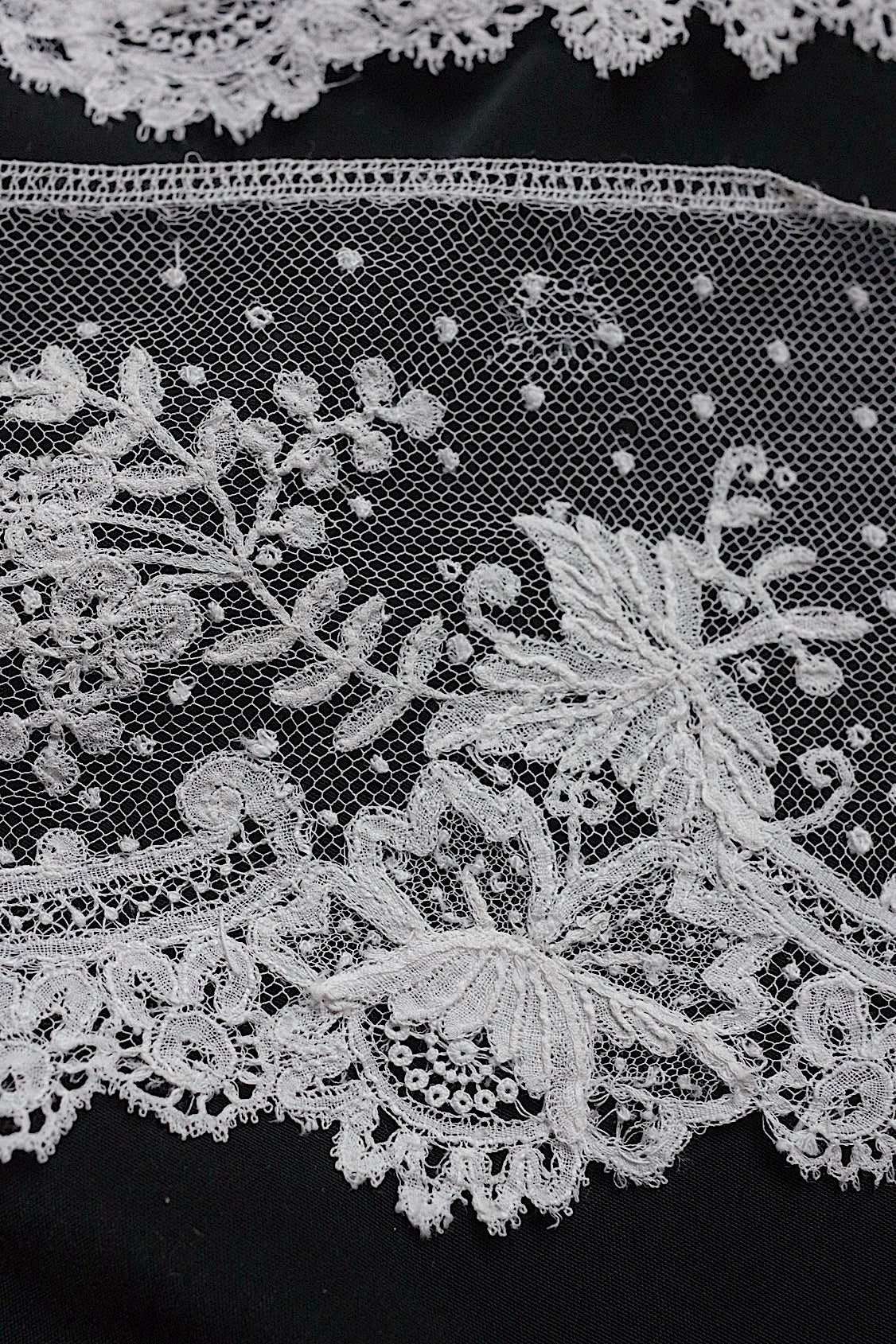 アンティークレース　dentelle ancinne　アプリカッションアングレテール