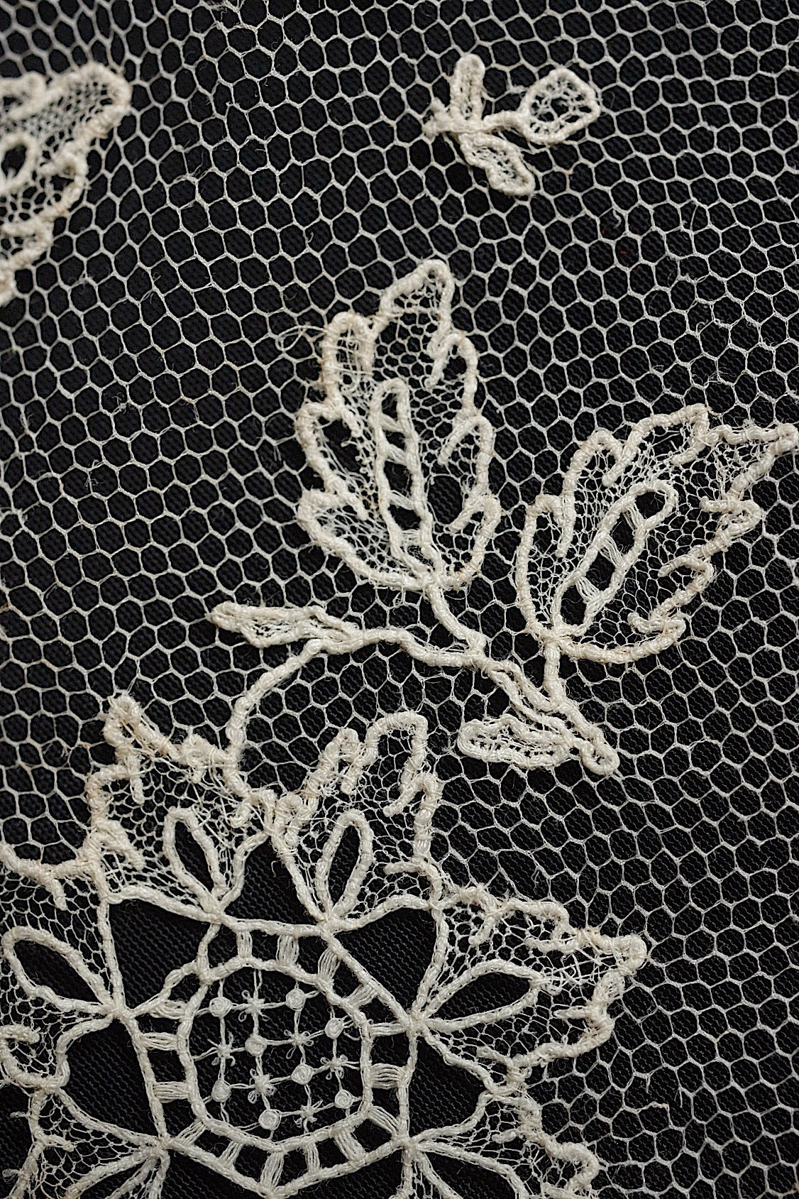 アンティークレース　dentelle ancinne　アプリカッションアングレテール