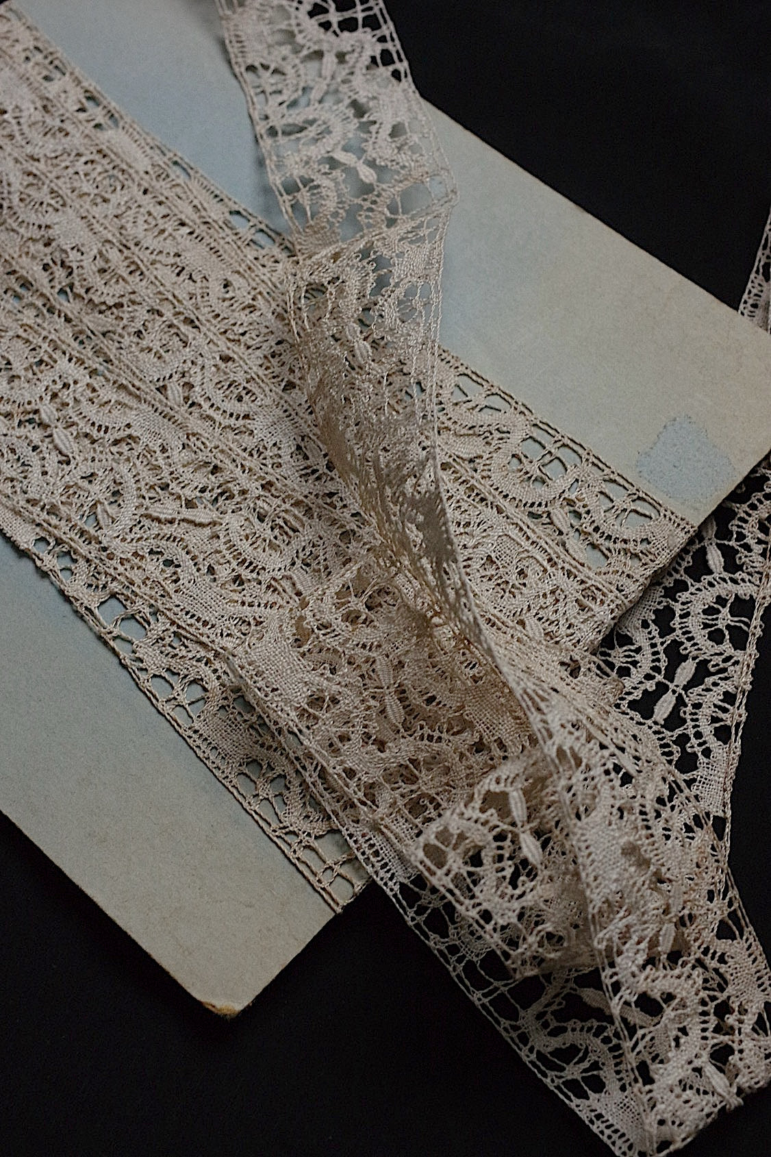 アンティークレース　dentelle ancinne　480cm