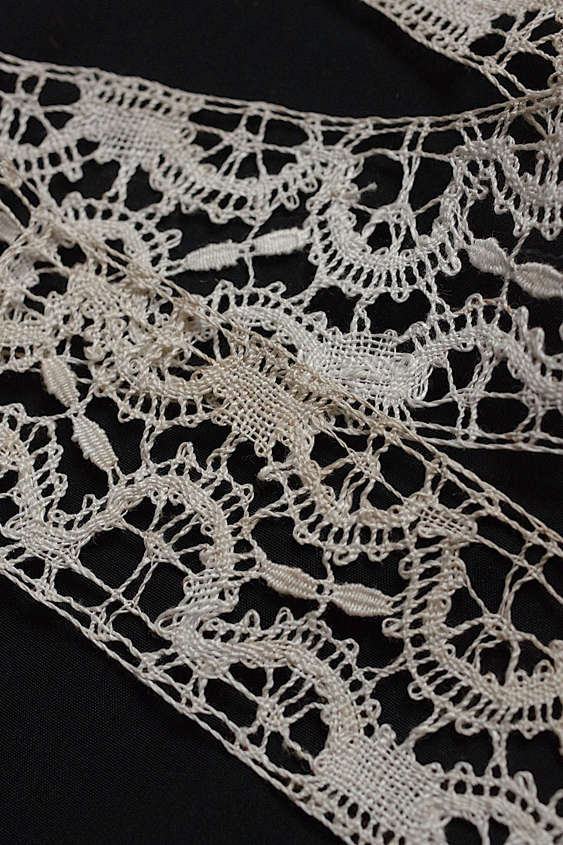 アンティークレース　dentelle ancinne　480cm