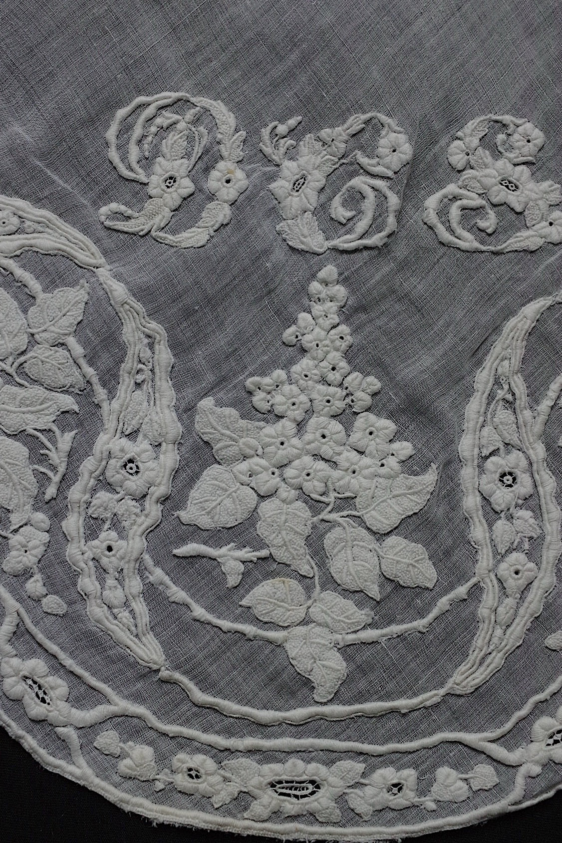 アンティークレース　dentelle ancinne　ハンカチ