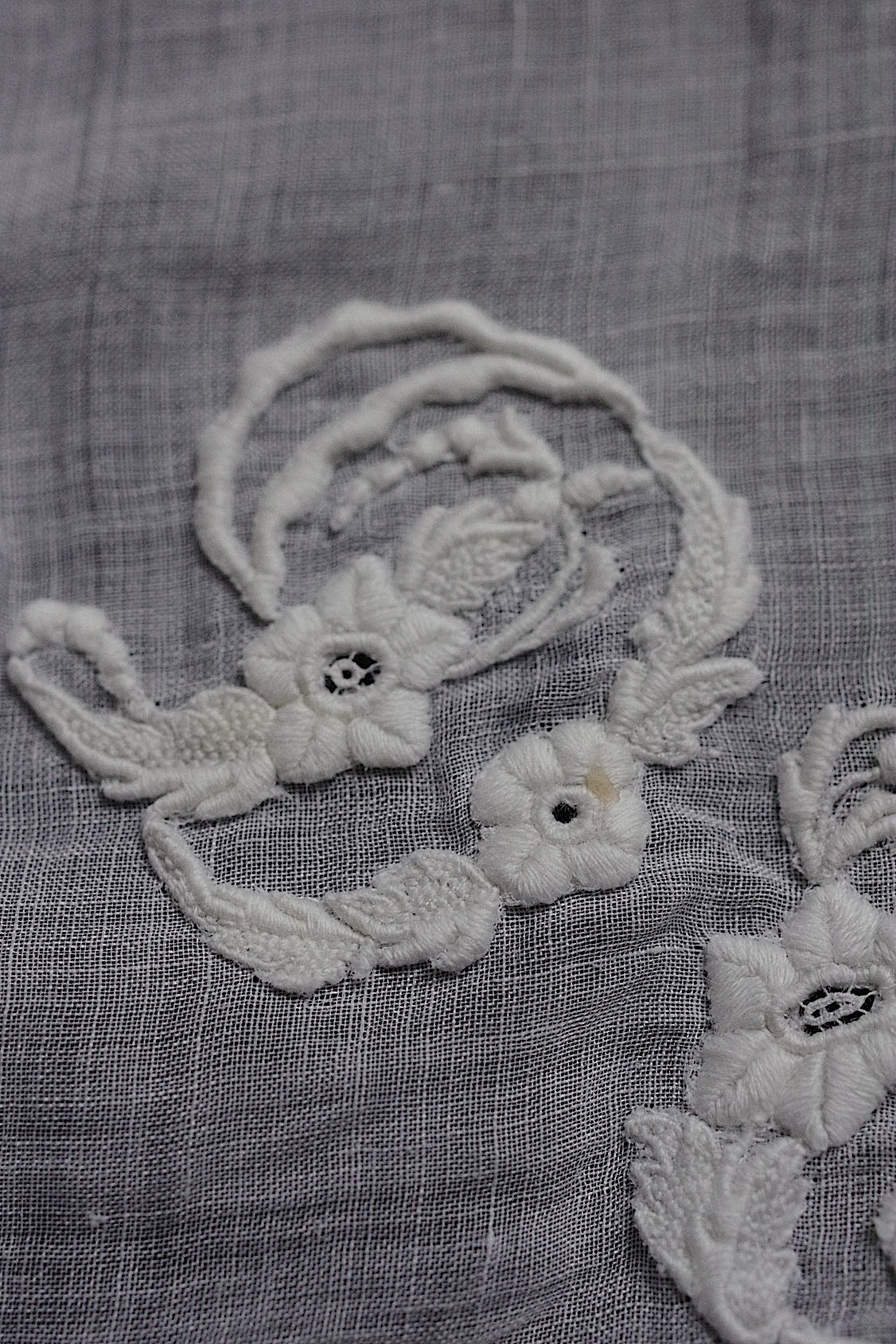 アンティークレース　dentelle ancinne　ハンカチ