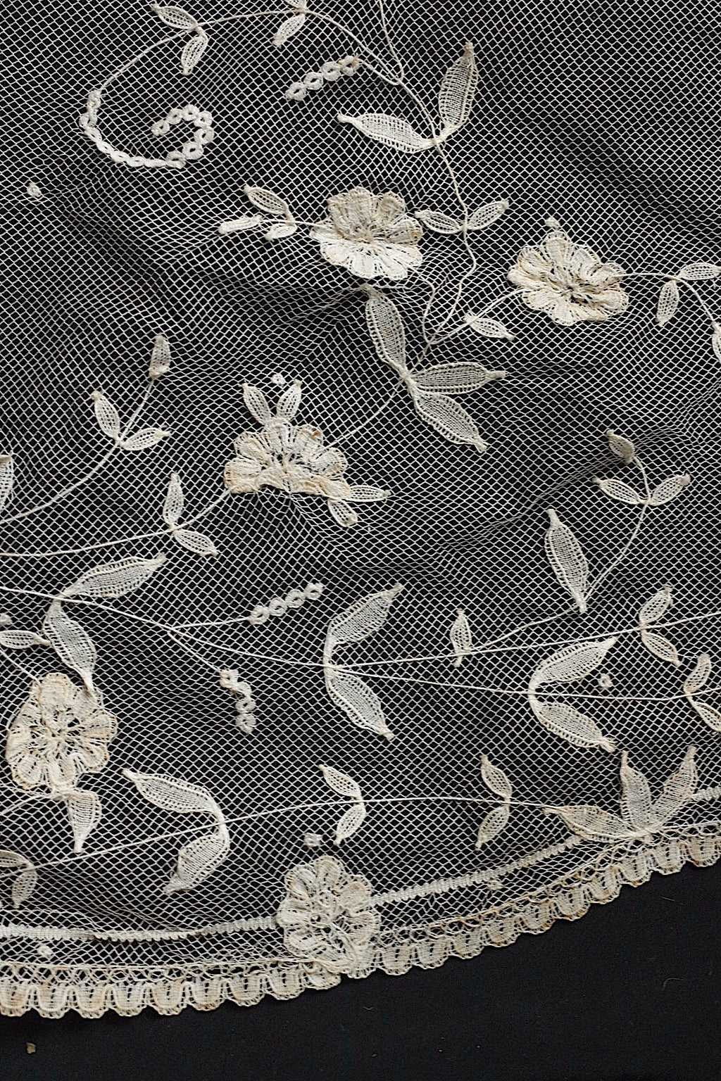 アンティークレース　dentelle ancinne　プリンセスレース　はぎれ