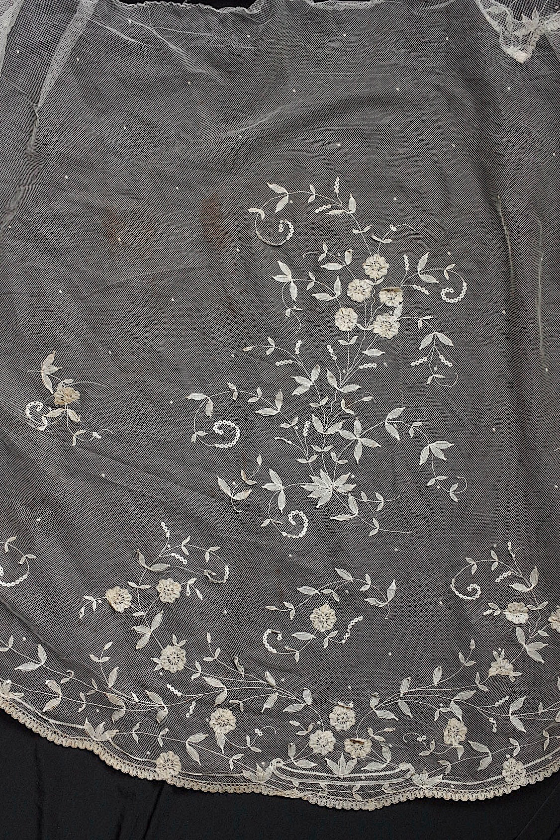 アンティークレース　dentelle ancinne　プリンセスレース　はぎれ