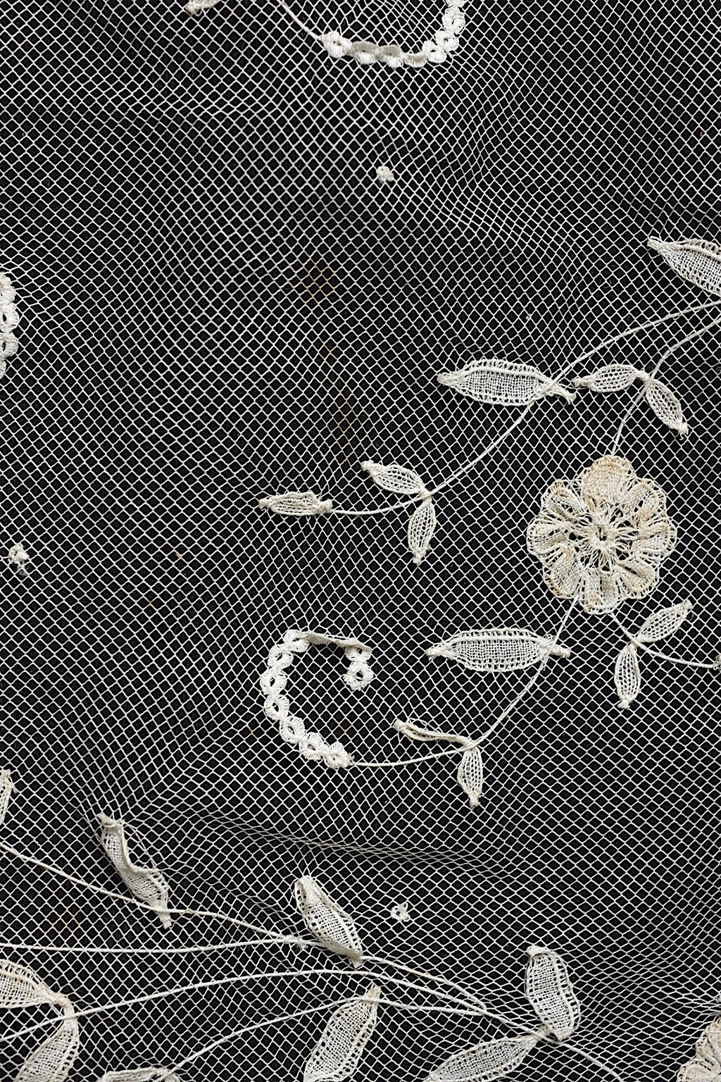 アンティークレース　dentelle ancinne　プリンセスレース　はぎれ