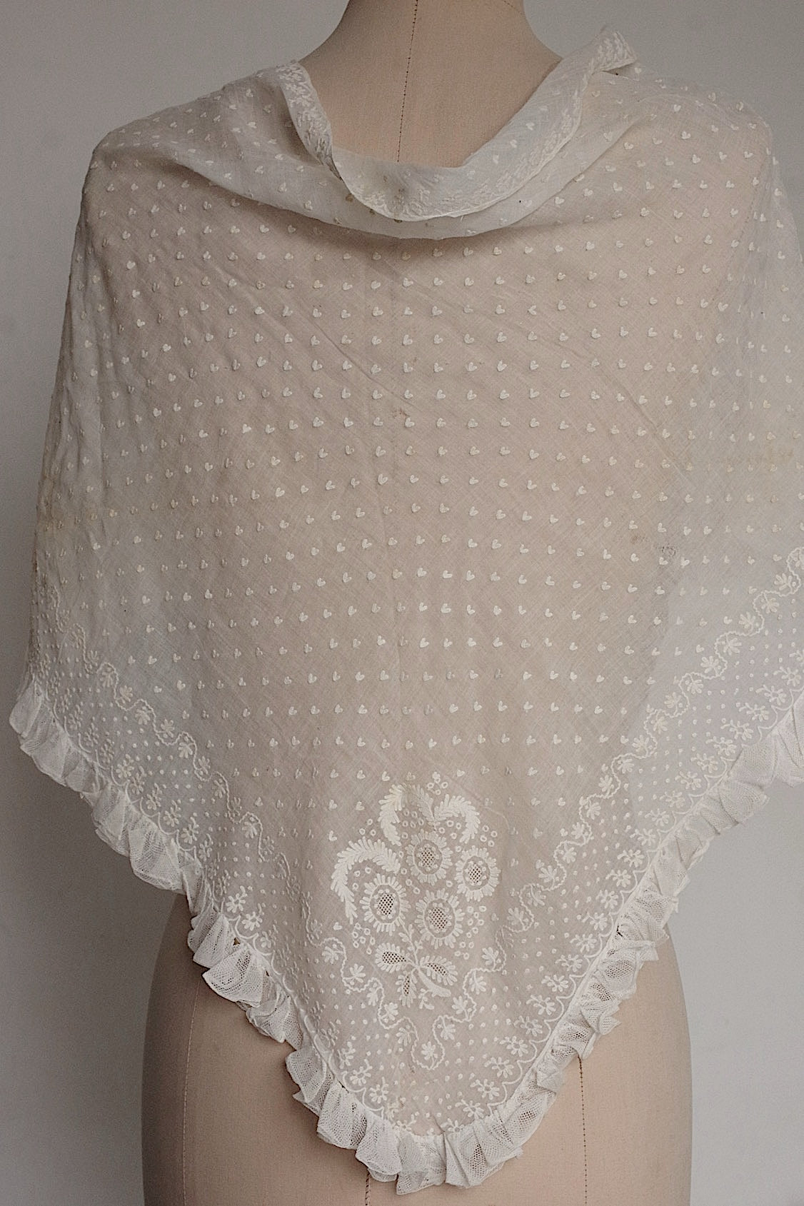 アンティークレース　dentelle ancinne　fichu