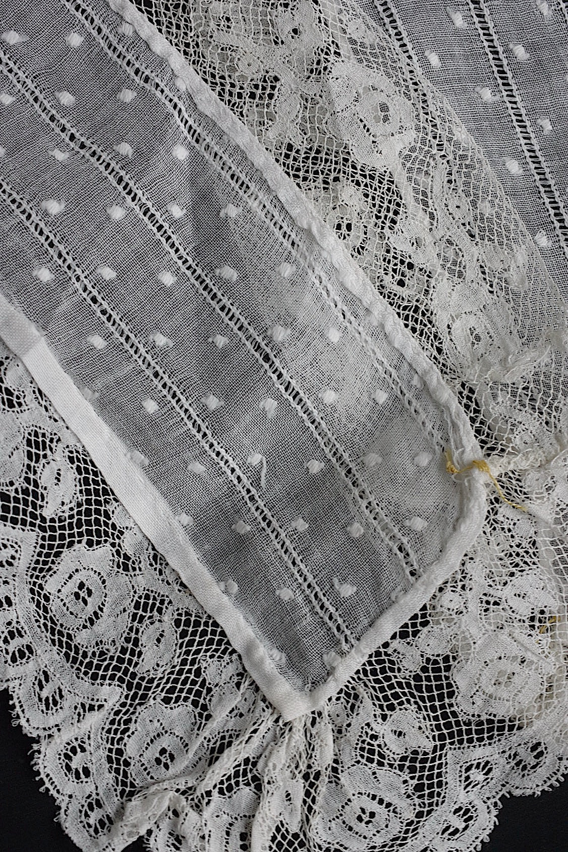 アンティークレース　dentelle ancinne　304cm