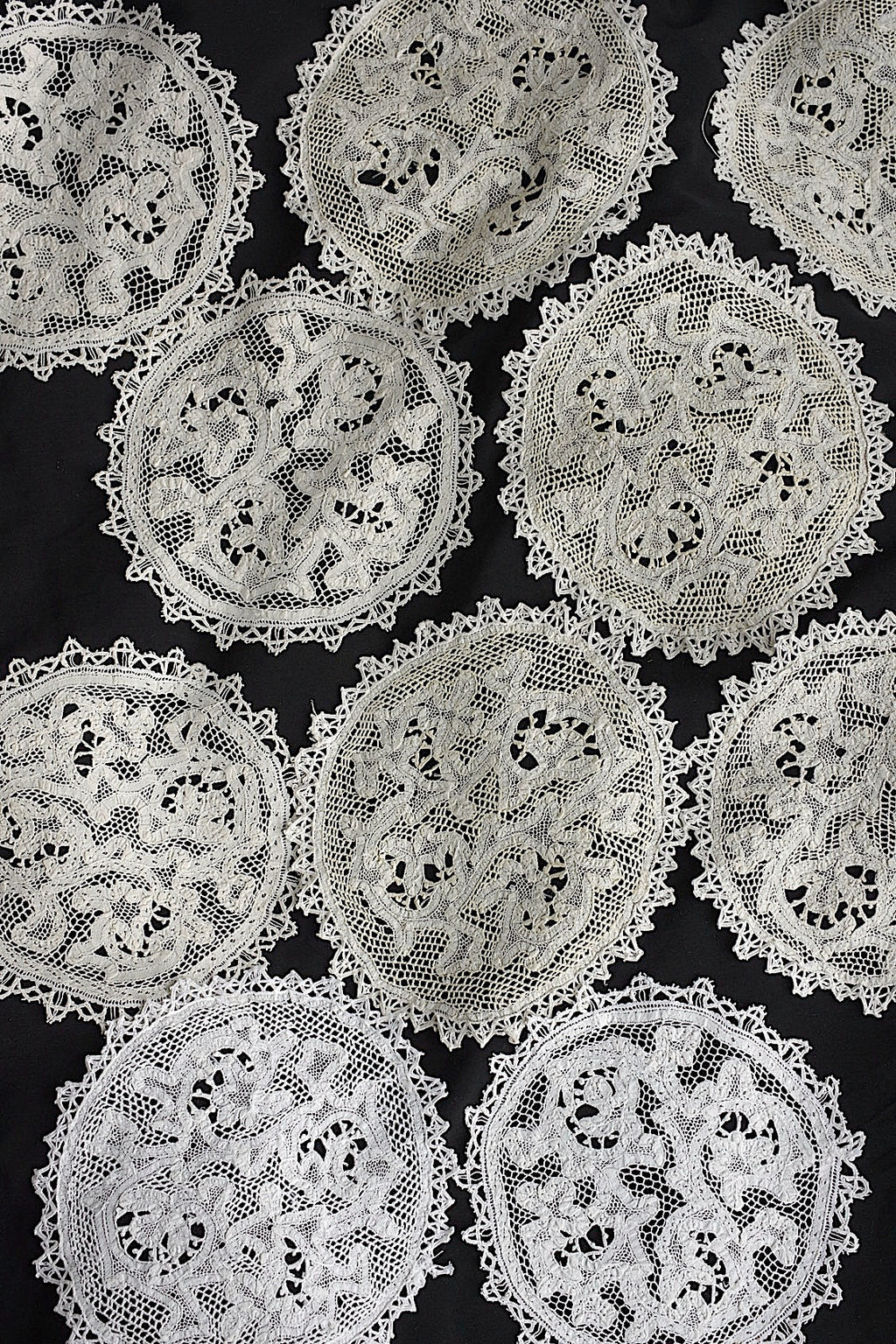 アンティークレース　dentelle ancinne　napperon 10pieces