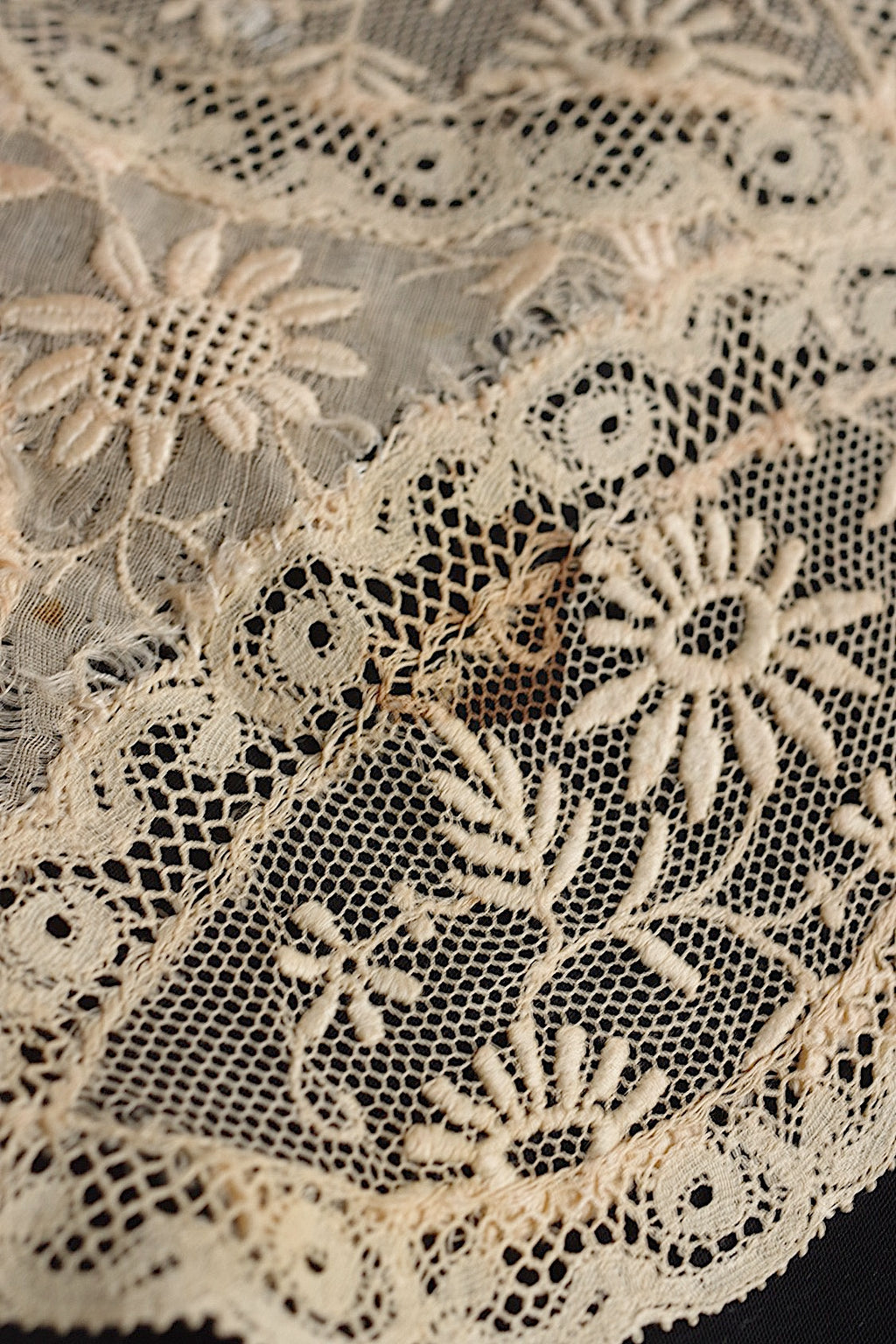 アンティークレース　dentelle ancinne　napperon 17pieces