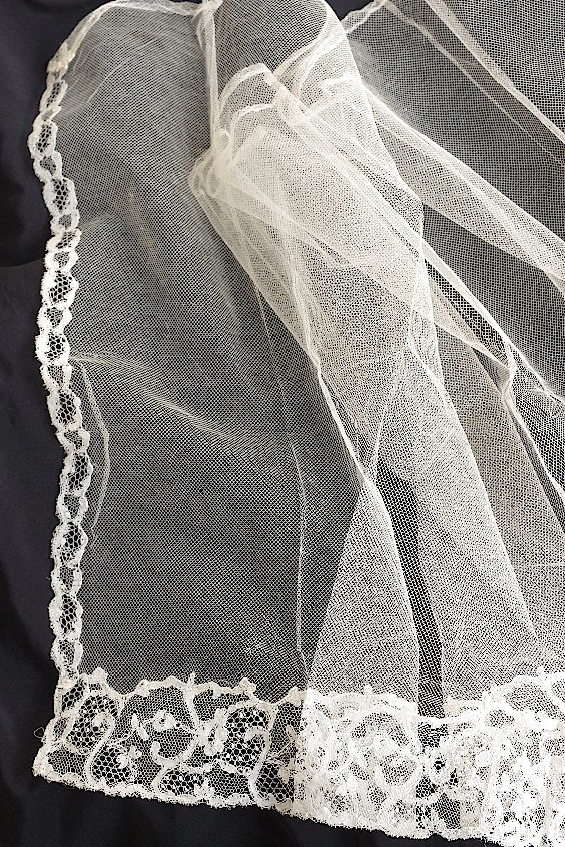 アンティークレース　dentelle ancinne　チュールベール